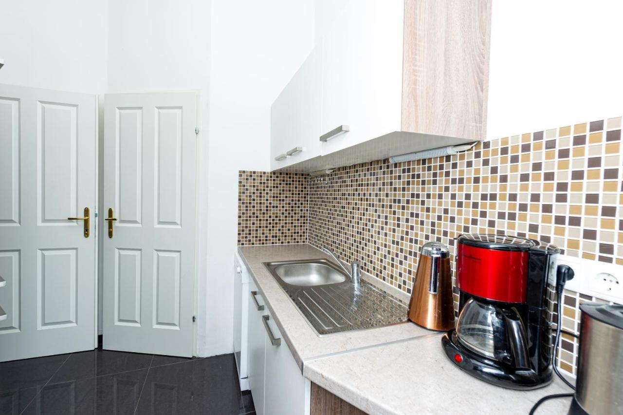 Moderne 2-Zimmer Wohnung In Wien Exteriör bild